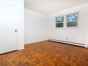 35 Mendes Road, Danbury CT 06811