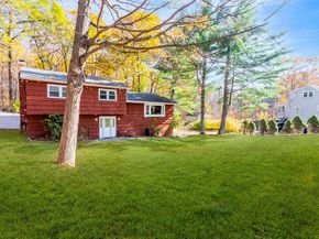 35 Mendes Road, Danbury CT 06811