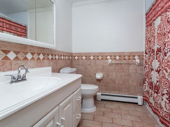 35 Mendes Road, Danbury CT 06811