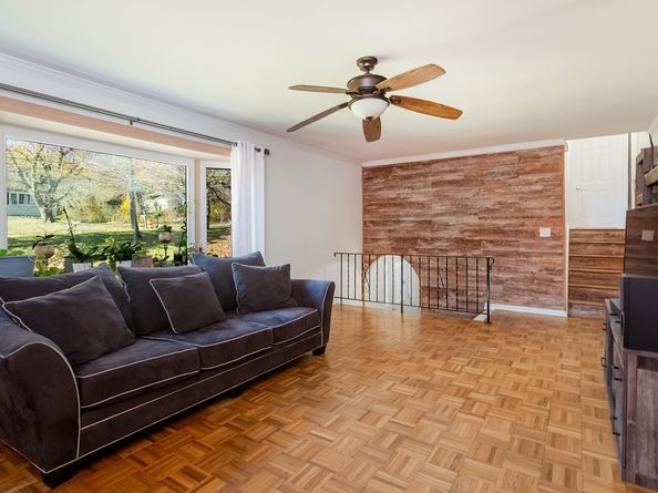 35 Mendes Road, Danbury CT 06811