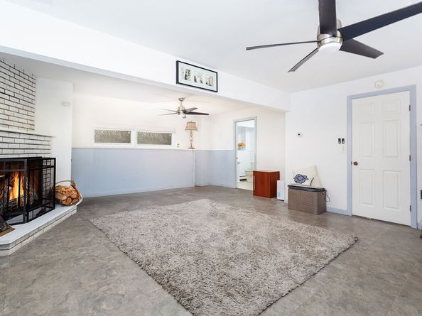 35 Mendes Road, Danbury CT 06811