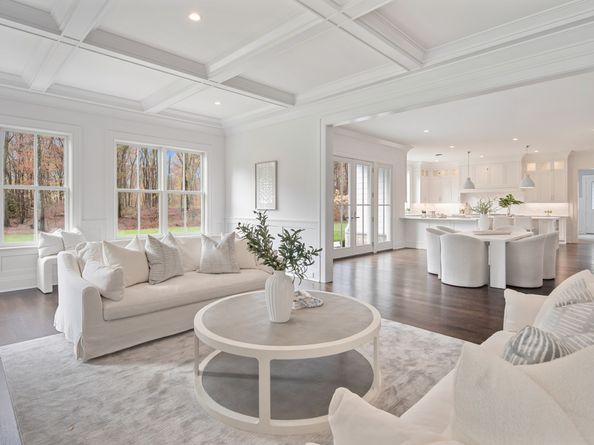 928 West Road, New Canaan CT 06840