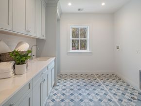 928 West Road, New Canaan CT 06840