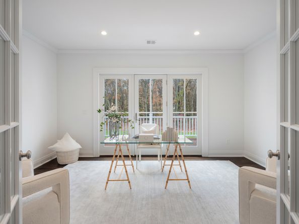 928 West Road, New Canaan CT 06840