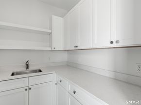 511 Den Road, Stamford CT 06903