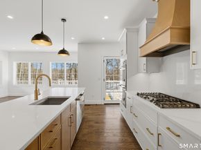 511 Den Road, Stamford CT 06903