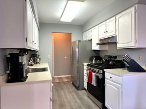 17 Teresa Place 17, Bridgeport CT 06606