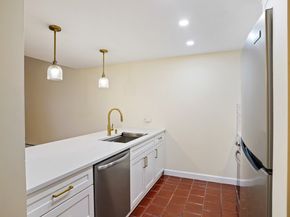 32 Pine Street APT 9, Norwalk CT 06854