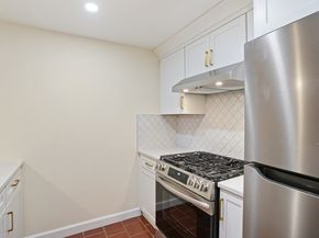 32 Pine Street APT 9, Norwalk CT 06854