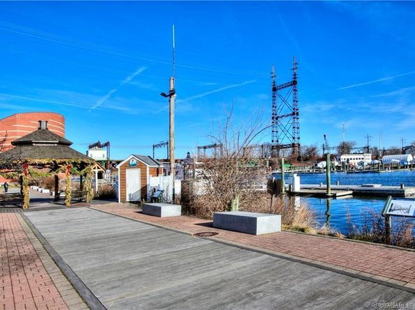 32 Pine Street APT 9, Norwalk CT 06854