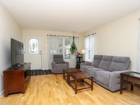 31 Greenlawn Drive, Danbury CT 06810