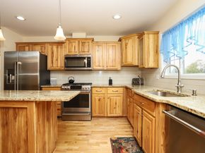 31 Greenlawn Drive, Danbury CT 06810