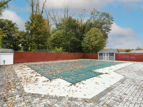 31 Greenlawn Drive, Danbury CT 06810