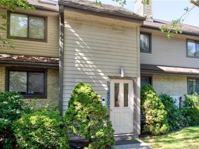 2289 Bedford Street G7, Stamford CT 06905