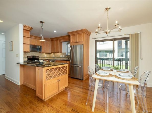 2289 Bedford Street G7, Stamford CT 06905