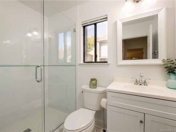 2289 Bedford Street G7, Stamford CT 06905