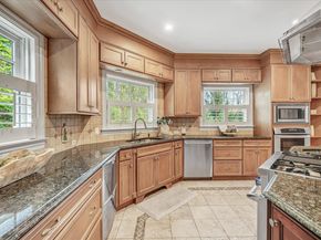 139 Jelliff Mill Road, New Canaan CT 06840