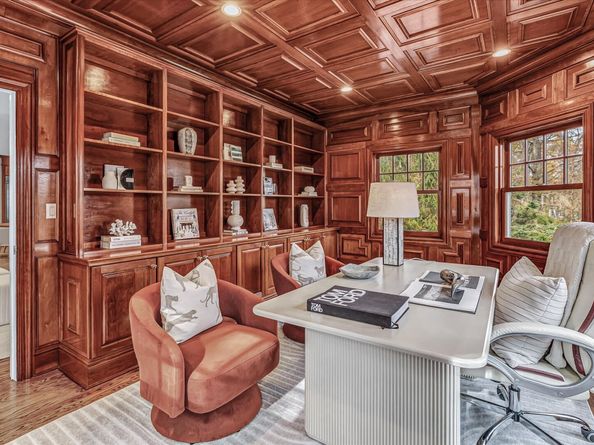 139 Jelliff Mill Road, New Canaan CT 06840