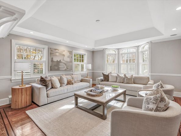 139 Jelliff Mill Road, New Canaan CT 06840