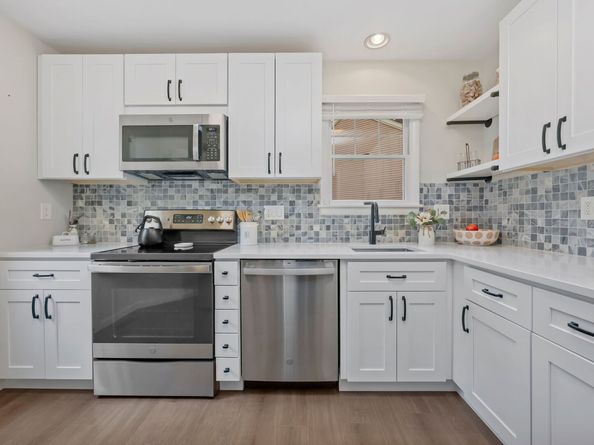 7 Silversmith Drive, Danbury CT 06811