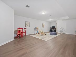 7 Silversmith Drive, Danbury CT 06811