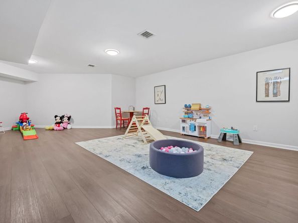 7 Silversmith Drive, Danbury CT 06811