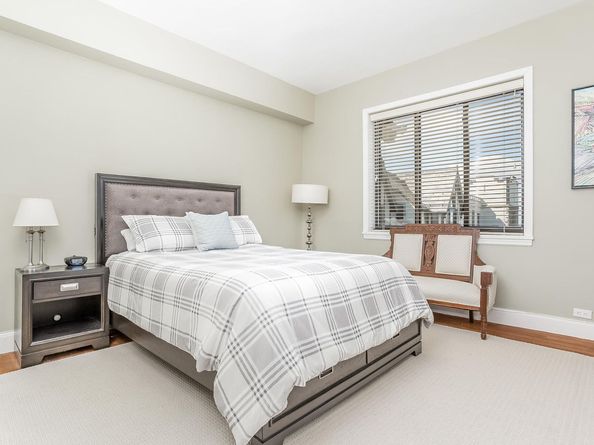 47 Lafayette Place APT 6J, Greenwich CT 06830