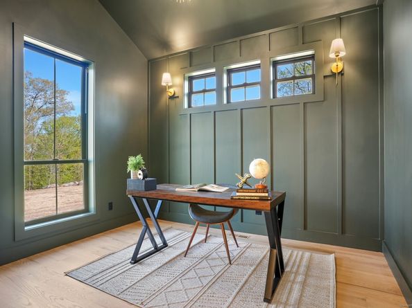 1 Pinecrest Lane, New Fairfield CT 06812