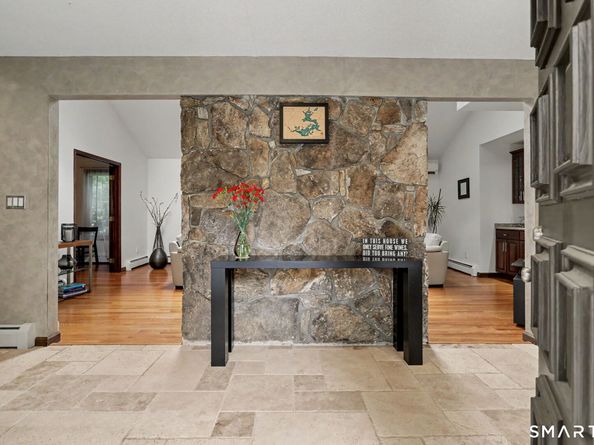 4 Scenic Hill Lane, Monroe CT 06468