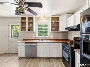 150 Stratfield Place, Bridgeport CT 06606