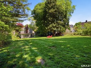 3 Knickerbocker Avenue, Norwalk CT 06855