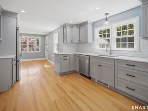 3 Knickerbocker Avenue, Norwalk CT 06855