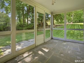 3 Knickerbocker Avenue, Norwalk CT 06855