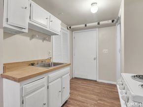 123 River Road, Shelton CT 06484