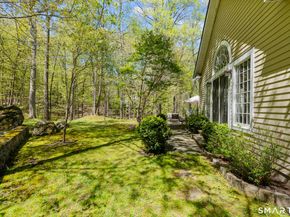 96 Harpsichord Turnpike, Stamford CT 06903