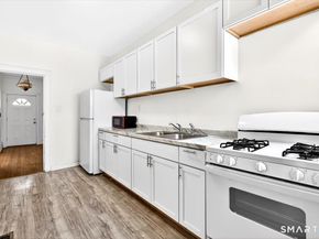 408 East Avenue, Bridgeport CT 06610