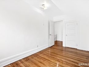 408 East Avenue, Bridgeport CT 06610