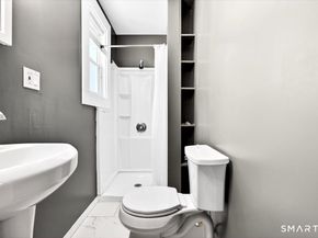 408 East Avenue, Bridgeport CT 06610