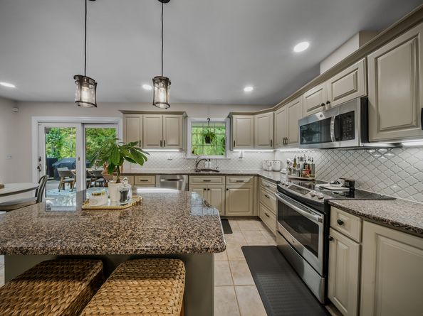 43 Constance Lane, Stamford CT 06903