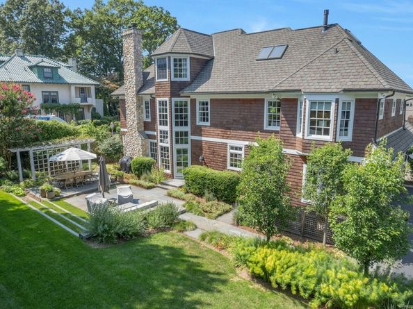 15 Gurley Road, Stamford CT 06902