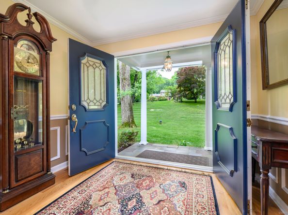 19 Thornwood Road, Stamford CT 06903