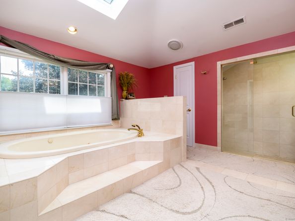 19 Thornwood Road, Stamford CT 06903
