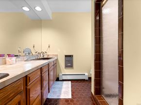 42 Captains Walk, Trumbull CT 06611