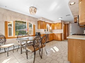 42 Captains Walk, Trumbull CT 06611