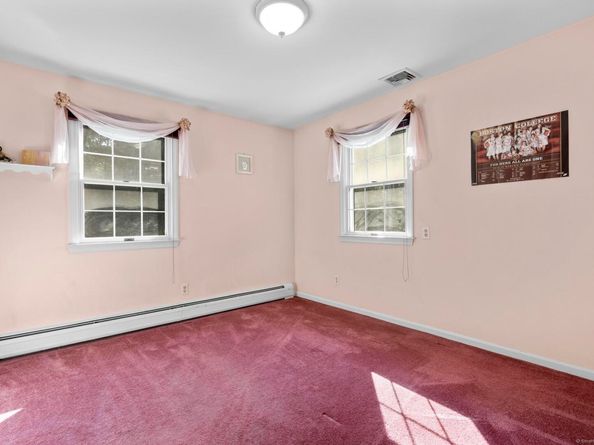 42 Captains Walk, Trumbull CT 06611