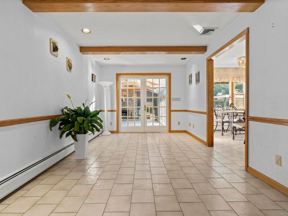 42 Captains Walk, Trumbull CT 06611