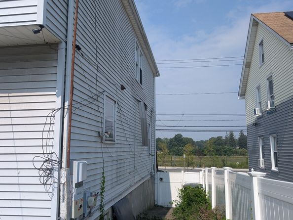56 Bond Street, Bridgeport CT 06610