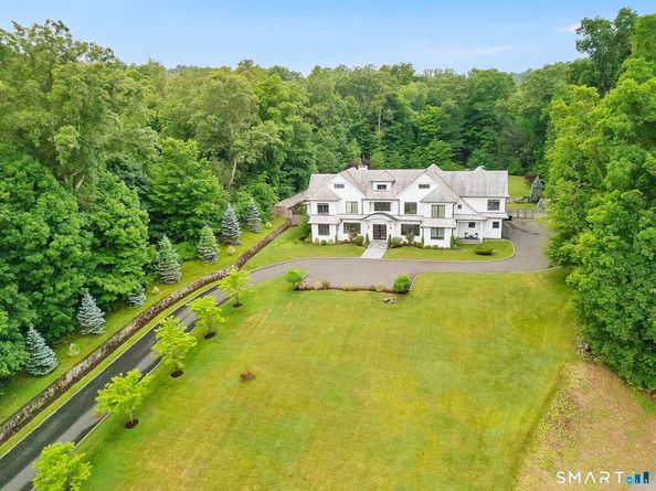 48 Driftway Lane, New Canaan CT 06840
