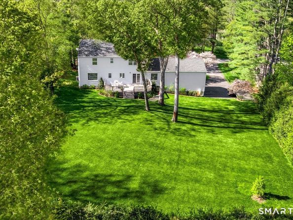 12 Norholt Drive, New Canaan CT 06840