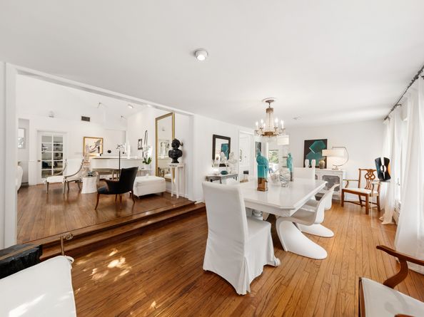10 Twin Falls Lane, Westport CT 06880